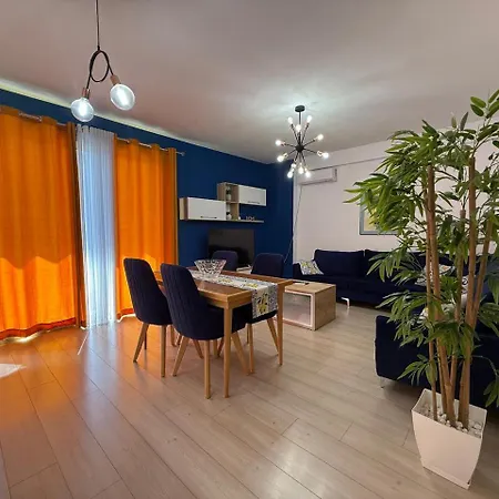 Apartment Hidden Gem, Modern 2bedroom, Amazing Terrace-free Parking-your Away From