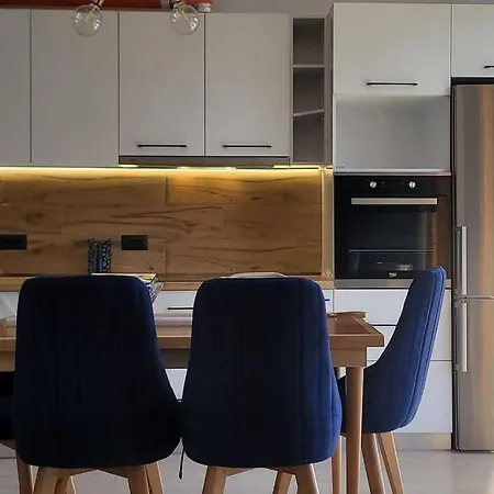 Appartement Hidden Gem, Modern 2bedroom, Amazing Terrace-free Parking-your Away From *
