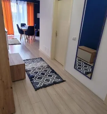 Hidden Gem, Modern 2bedroom, Amazing Terrace-free Parking-your Away From * تيرانا