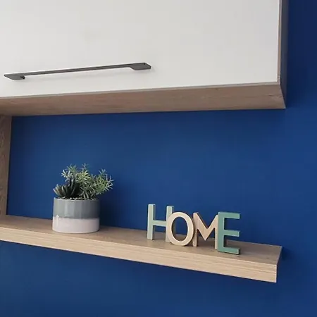 Hidden Gem, Modern 2bedroom, Amazing Terrace-free Parking-your Away From Τίρανα