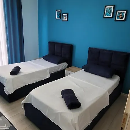 Апартаменты Hidden Gem, Modern 2bedroom, Amazing Terrace-free Parking-your Away From Тирана